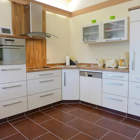 Edelmann By Interhome * Schnett